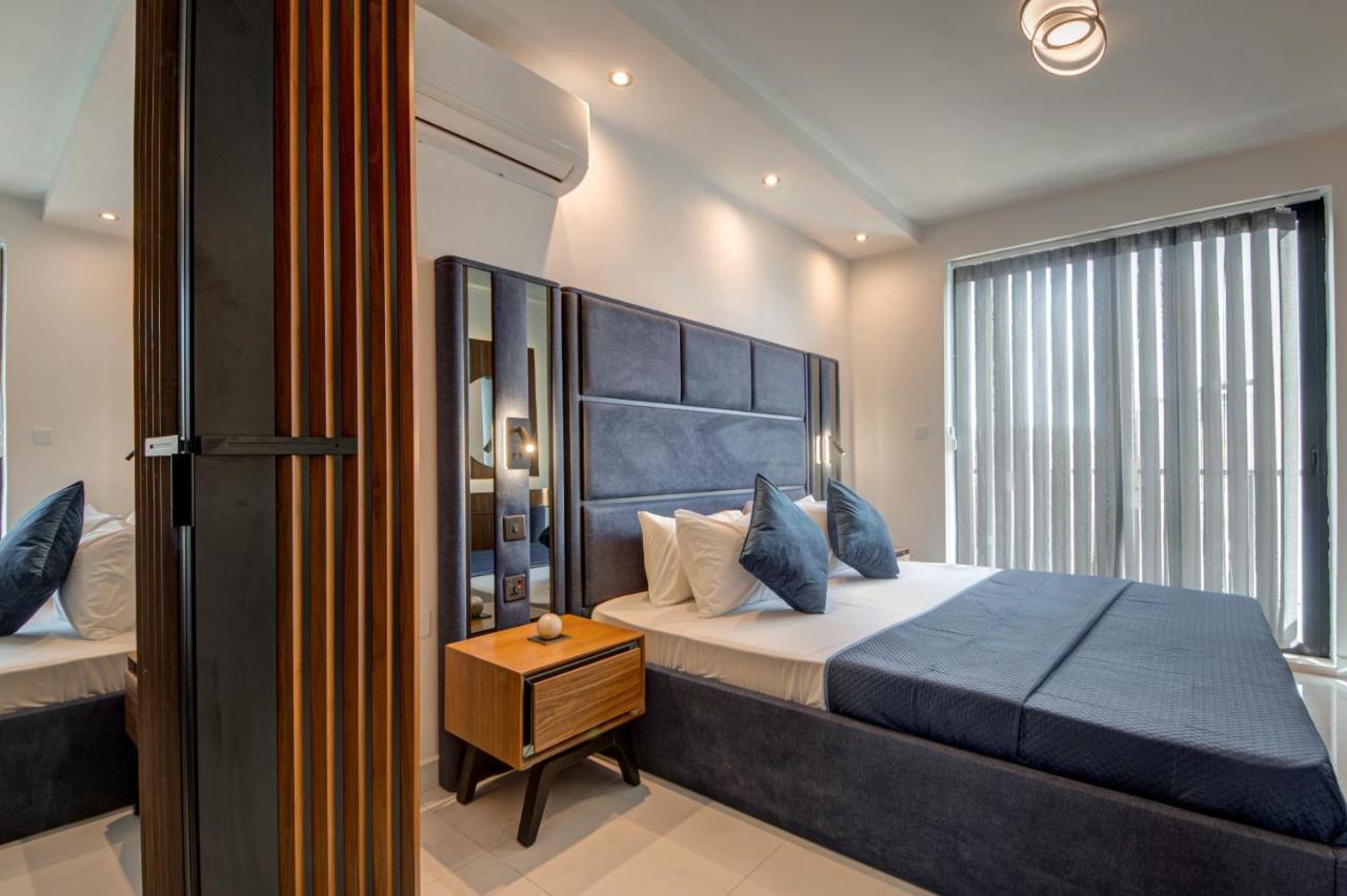 Central Apartments เซนต์พอลส์เบย์ ภายนอก รูปภาพ
