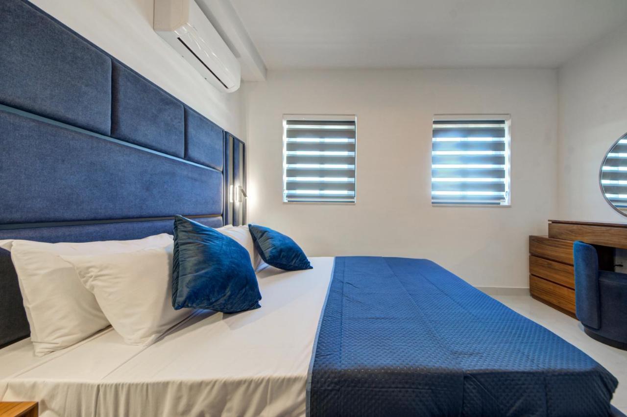 Central Apartments เซนต์พอลส์เบย์ ภายนอก รูปภาพ