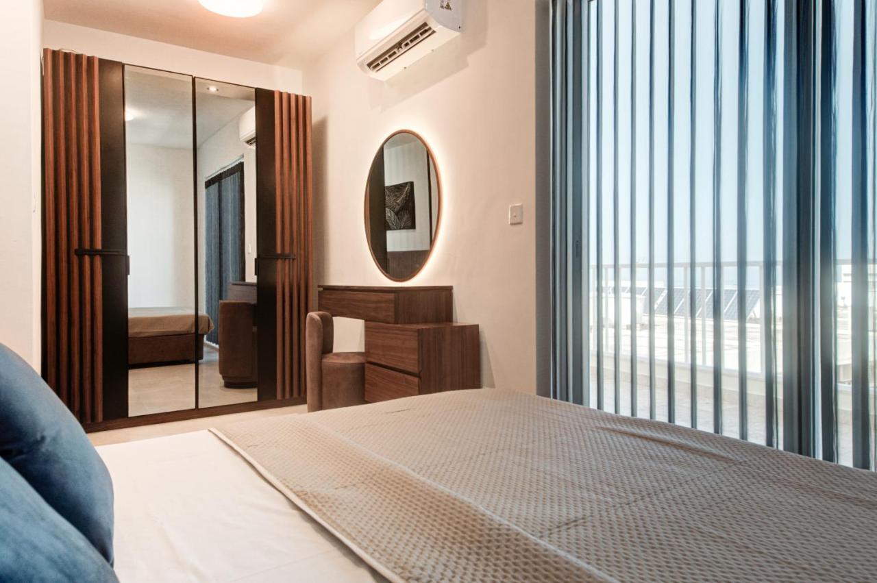 Central Apartments เซนต์พอลส์เบย์ ภายนอก รูปภาพ