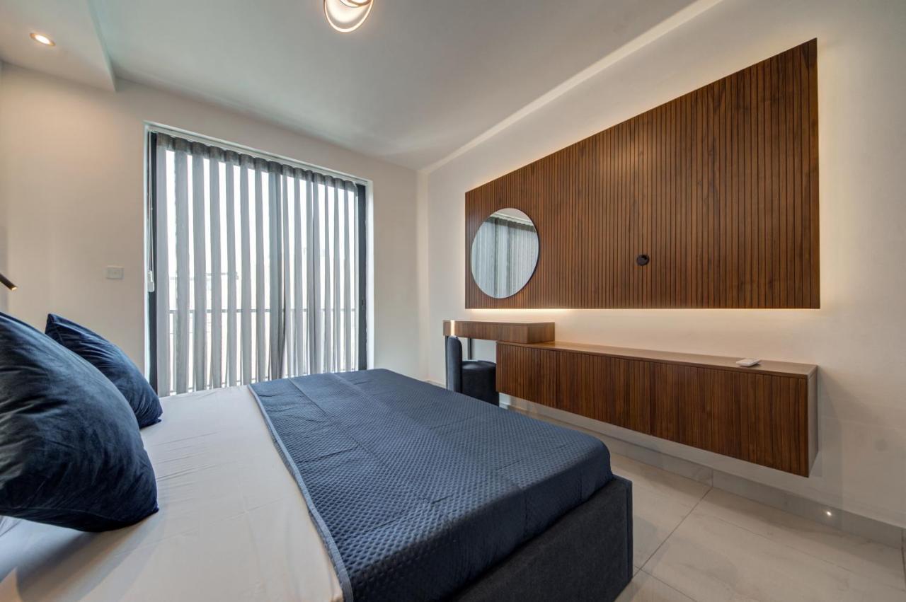 Central Apartments เซนต์พอลส์เบย์ ภายนอก รูปภาพ